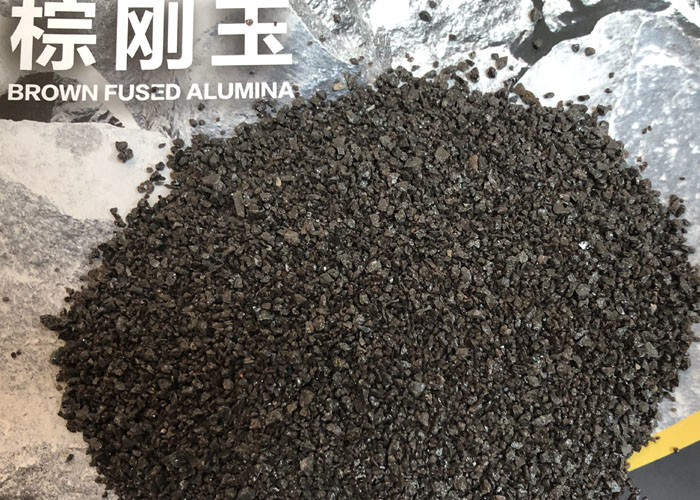 El horno fijo Brown fundió la arena del óxido 95.5%Min Bamaco de Aluminuim para los materiales refractarios